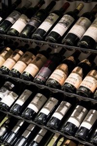 Glazen wijnwand - EuroCave maatwerk